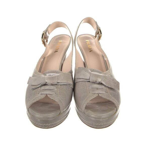 Prada Leather Bow Accents Slingback Pumps - Picture 3 of 7